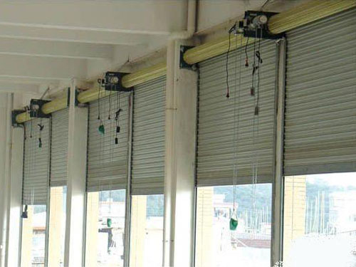 東莞電動(dòng)卷閘門(mén)內(nèi)部零件的維護(hù)